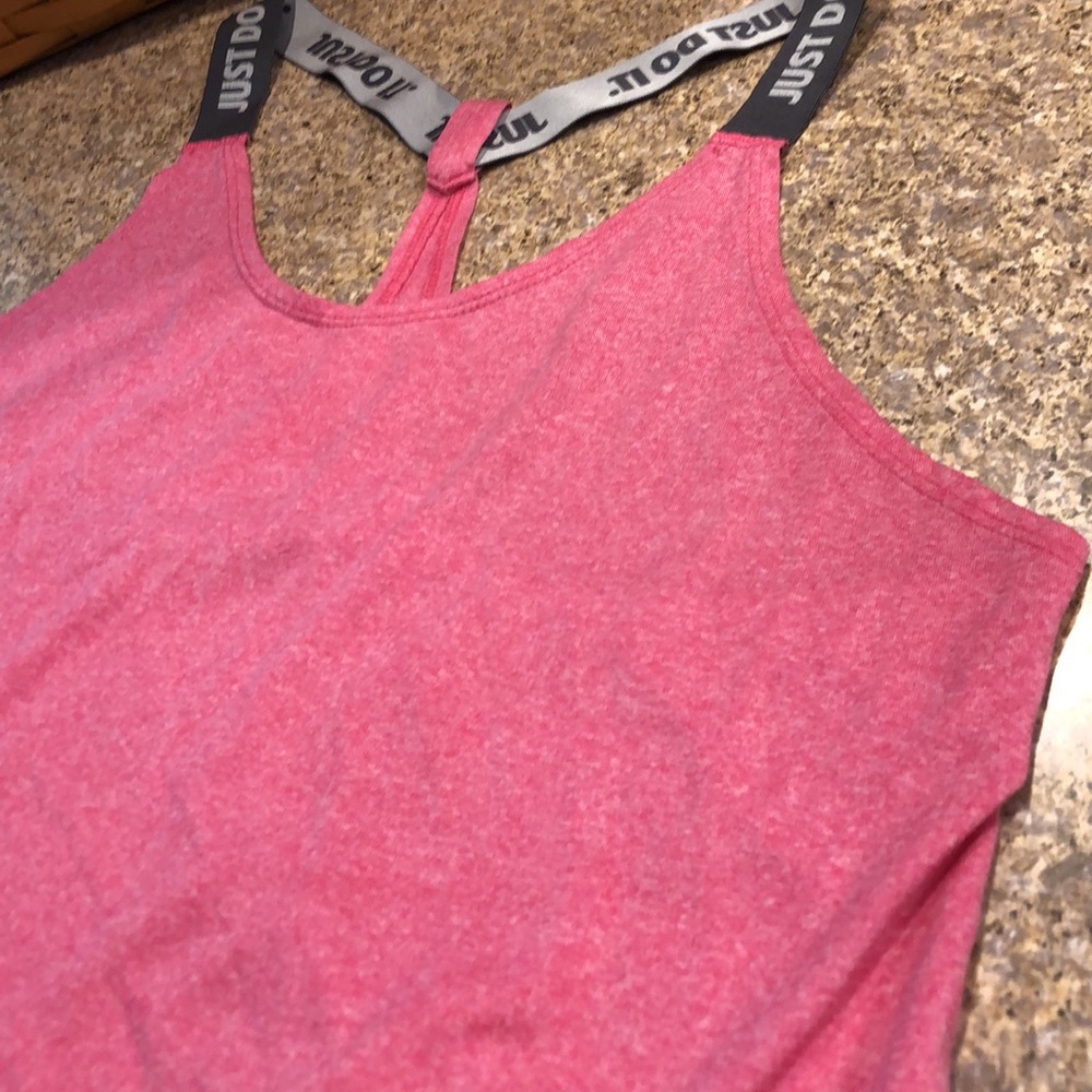 🔥Flash Sale🔥 Nike Dri Fit active Pink Sleeveless Tank Top Small - Picture 7 of 17